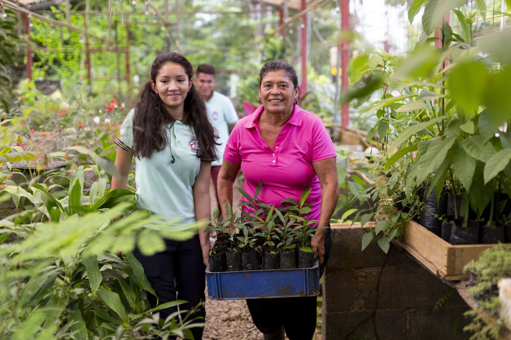Two women farmers in Costa Rica.