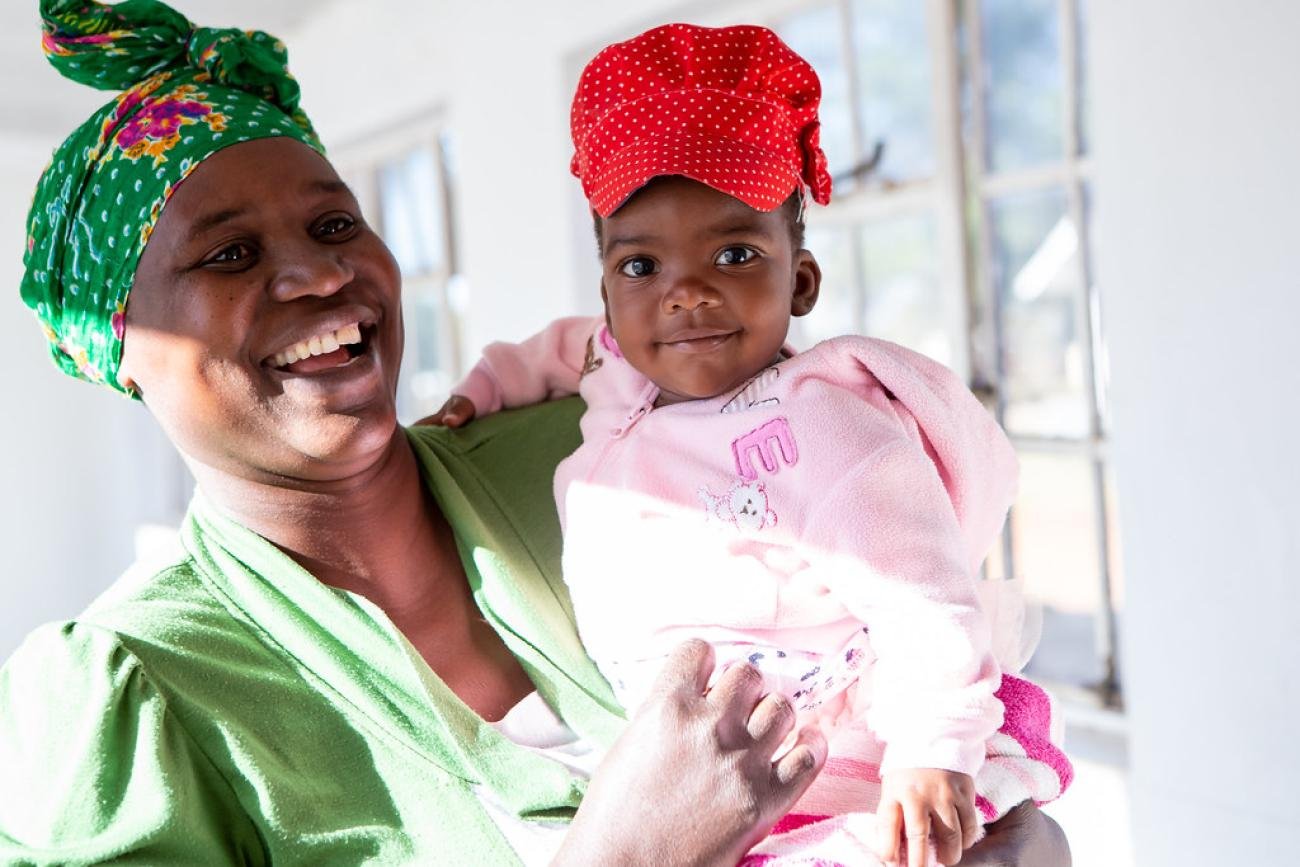A woman and her baby girl in Zimbabwe. 
