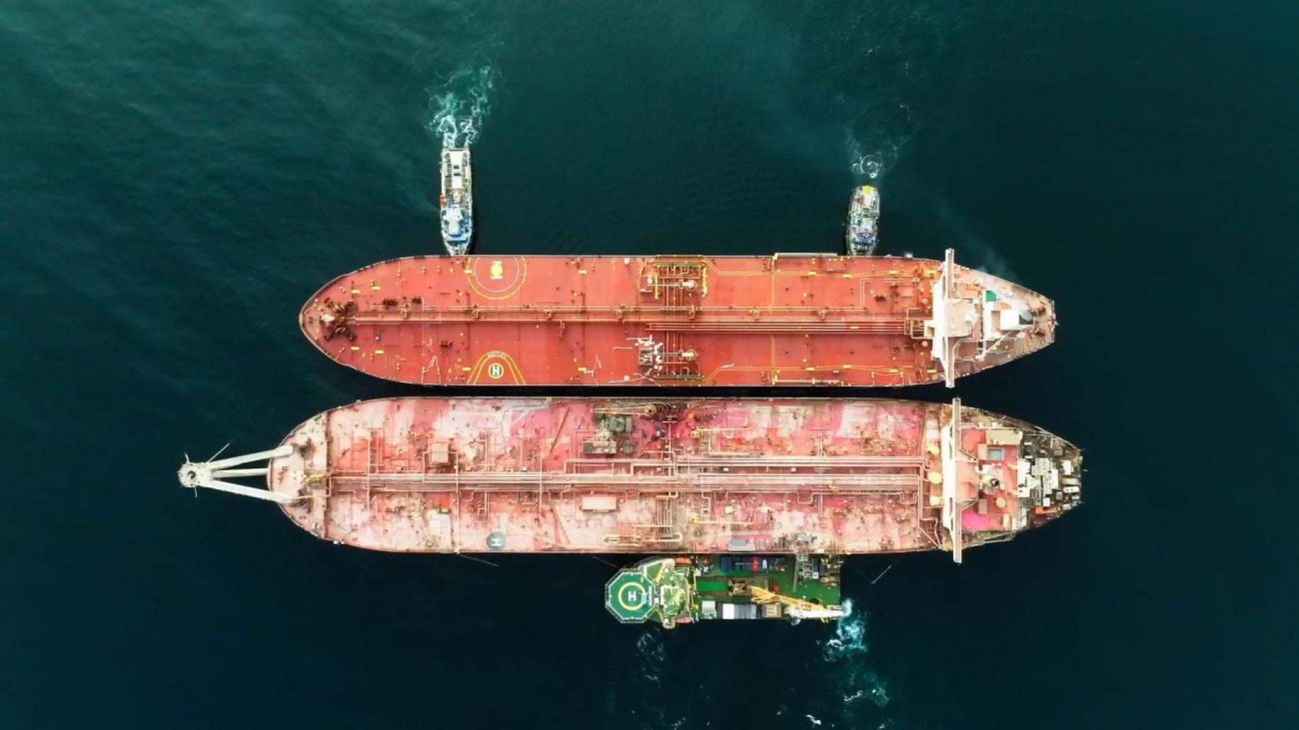 An aerial shot of two shipping tankers standing in the Red Sea